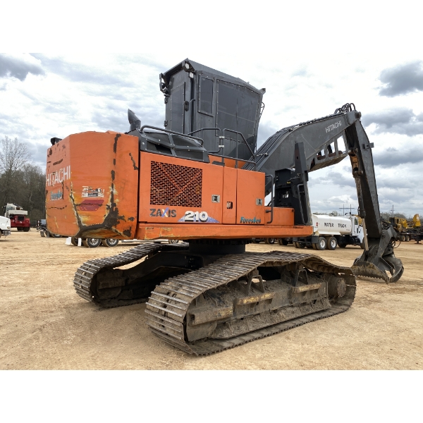 2021 HITACHI ZX210F-LL-6N TRACK Log Loader - J.M. Wood Auction