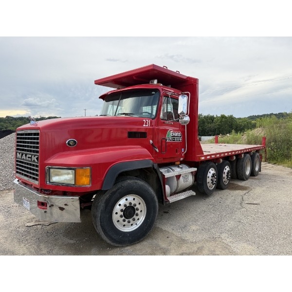 2001 MACK CL713 Flatbed Truck