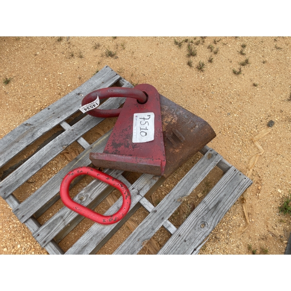 STEEL LIFTING CLAMP
