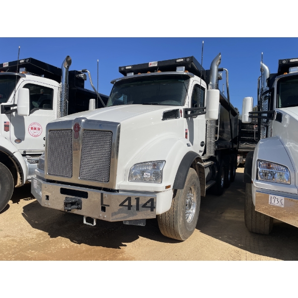 2025 KENWORTH T880 Dump Truck