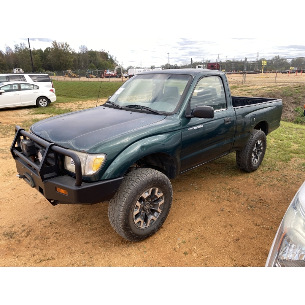 1999 TOYOTA TACOMA Pickup Truck