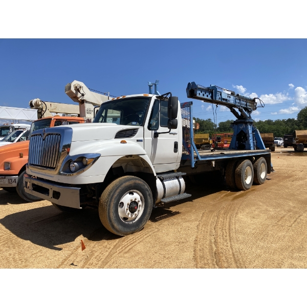 2012 INTERNATIONAL WORKSTAR 7600 Boom / Crane Truck