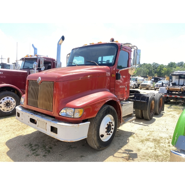 2007 INTERNATIONAL 9200i Day Cab Truck