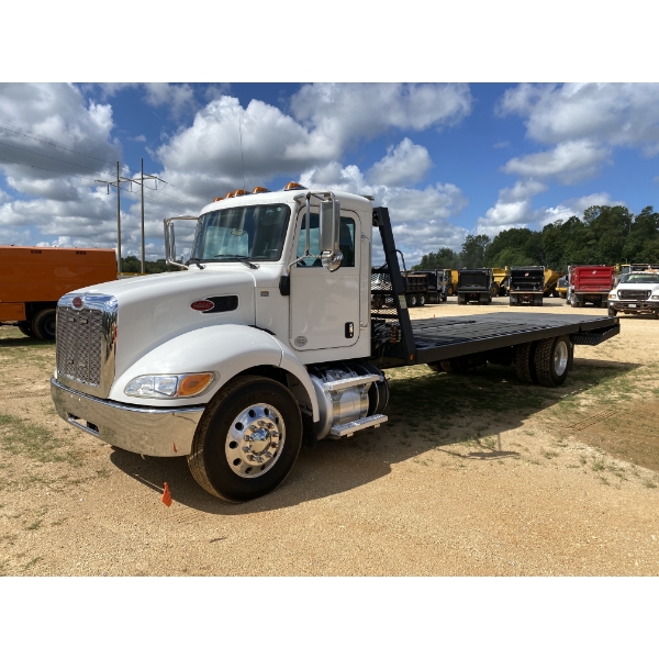 2021 PETERBILT 337 Rollback Truck