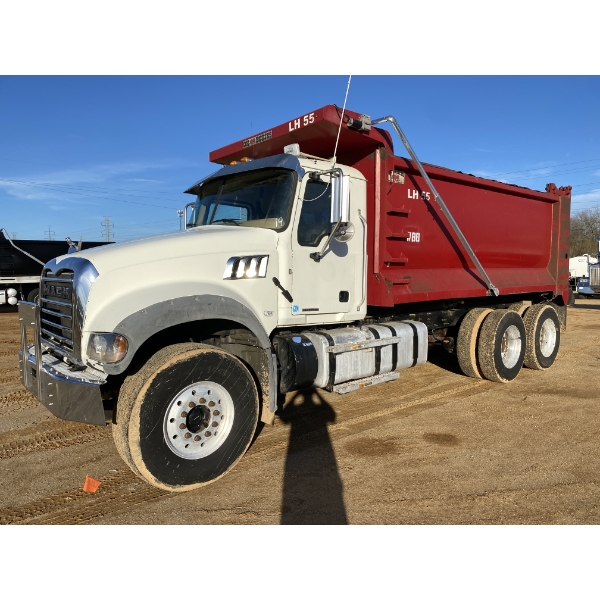2019 MACK GR64F Dump Truck