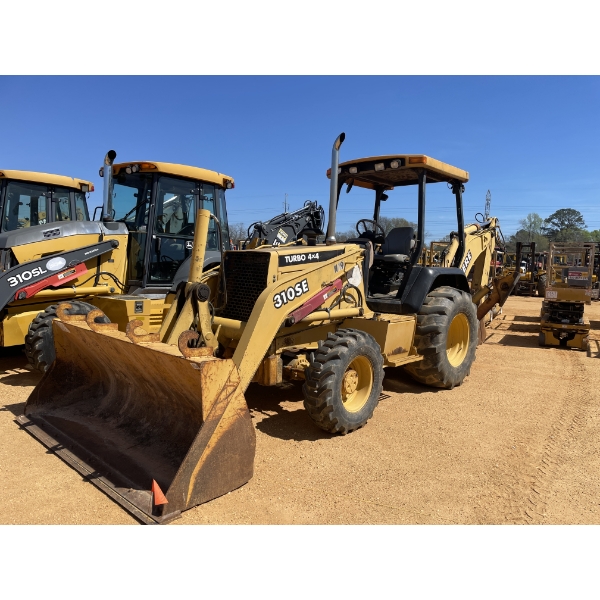 2000 JOHN DEERE 310SE Backhoe