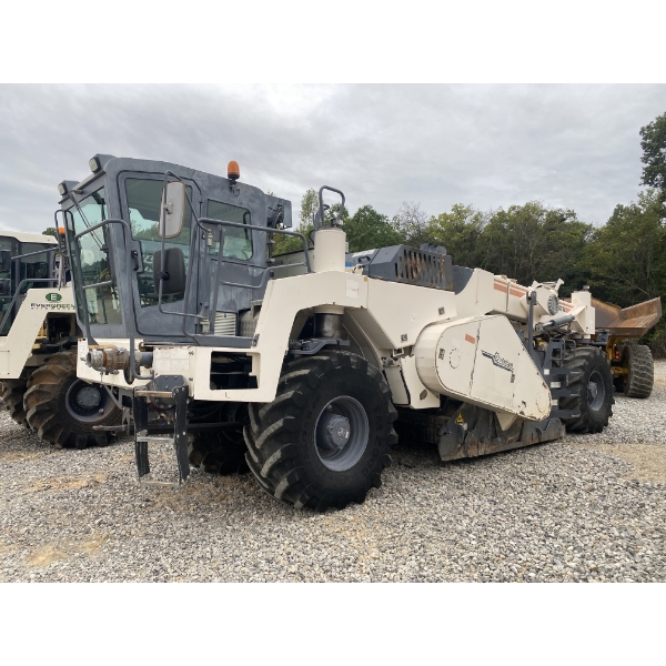2013 WIRTGEN  WR 2000 XL Pulverizer / Soil Stabilizer