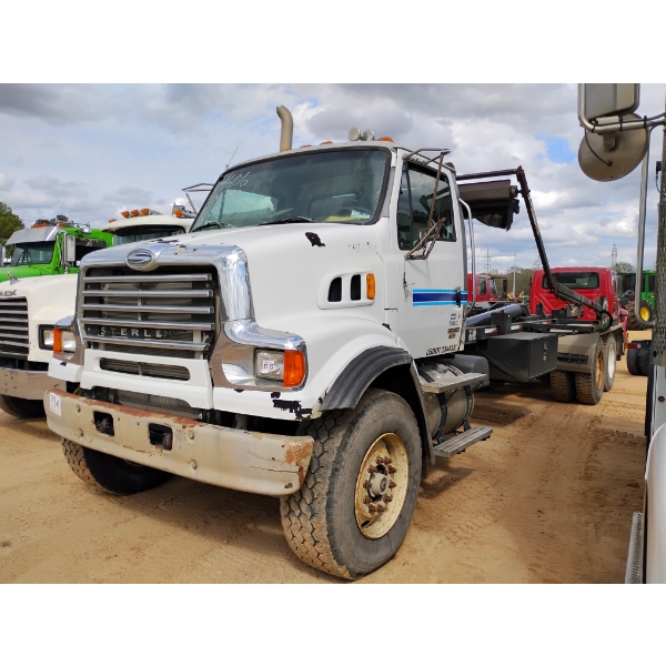 2008 STERLING  Hooklift Truck