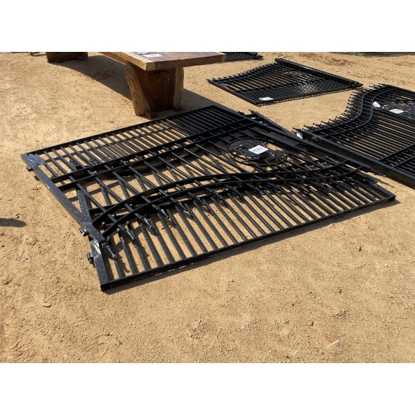 16FT BI-PARTING GATES