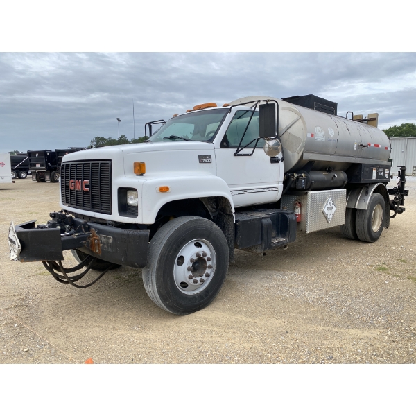 2000 GMC C7500 Asphalt Distributor Truck