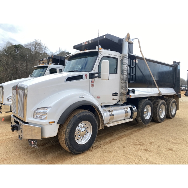 2025 KENWORTH T880 Dump Truck