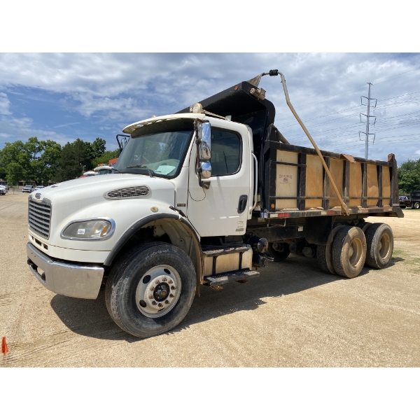 2007 FREIGHTLINER M2 Dump Truck