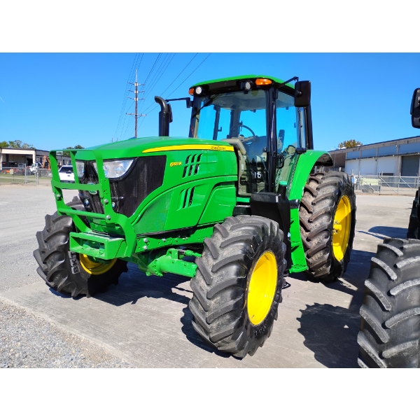 2019 JOHN DEERE 6155M Farm Tractor