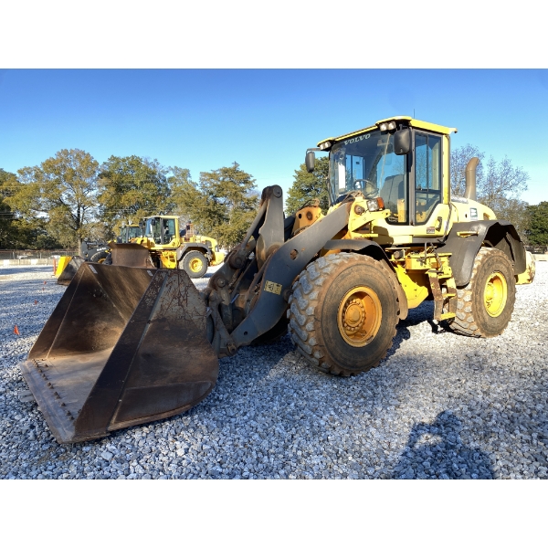 2013 VOLVO L90G Wheel Loader