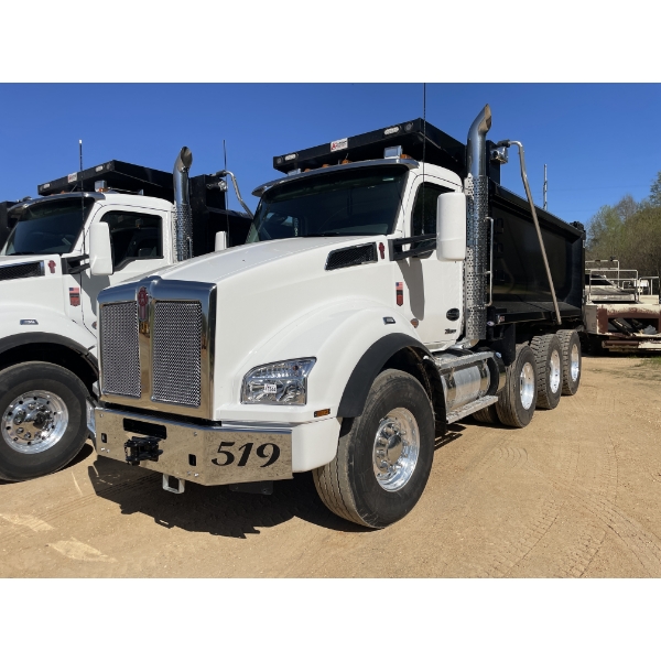 2025 KENWORTH T880 Dump Truck