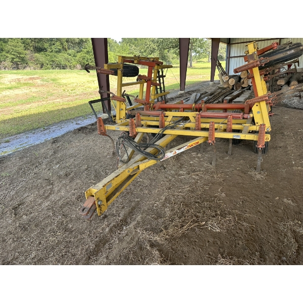 KENT FIELD CULTIVATOR