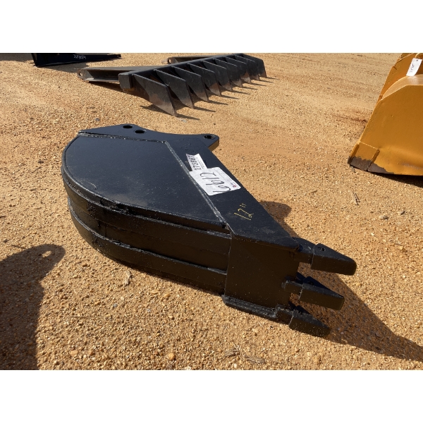 12" HOE BUCKET