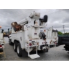 Image 2 : 2005 INTERNATIONAL 7600 Digger Derrick Truck