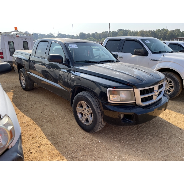 2009 DODGE DAKOTA Pickup Truck
