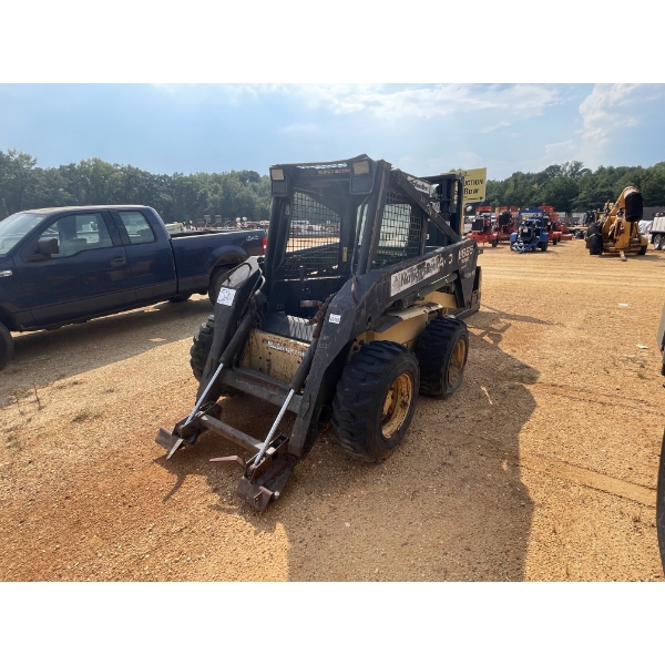 NEW HOLLAND LX865 Skid Steer Loader - Wheel