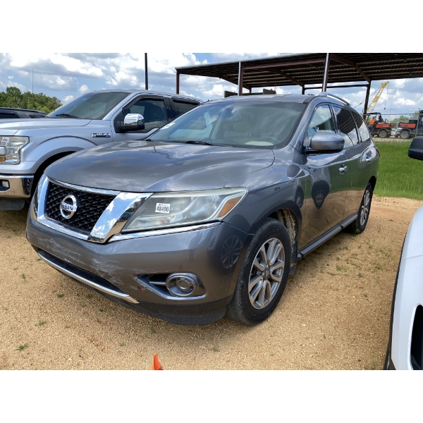 2016 NISSAN PATHFINDER SUV