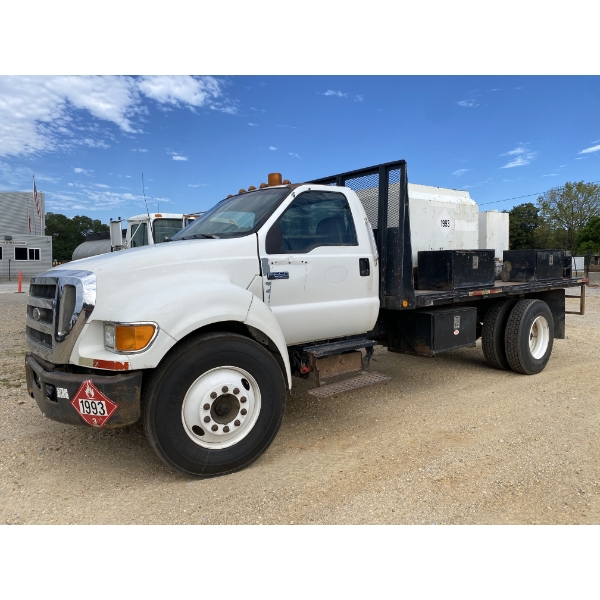 2005 FORD F650 Fuel / Lube Truck