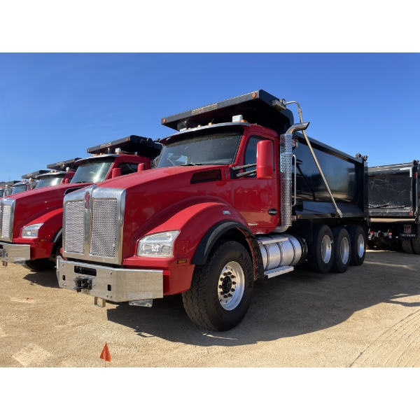 2021 KENWORTH T880 Dump Truck