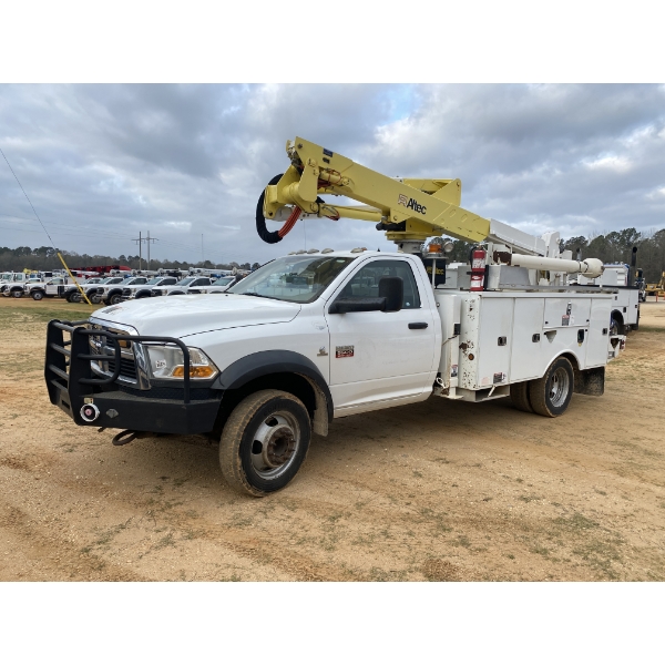 2011 DODGE RAM 5500 Bucket Truck