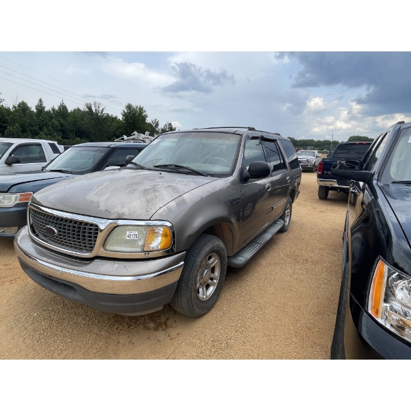 2002 FORD EXPEDITION XLT SUV
