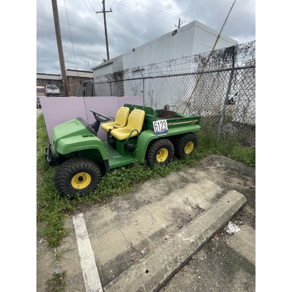 JOHN DEERE GATOR TH6X4 UTV