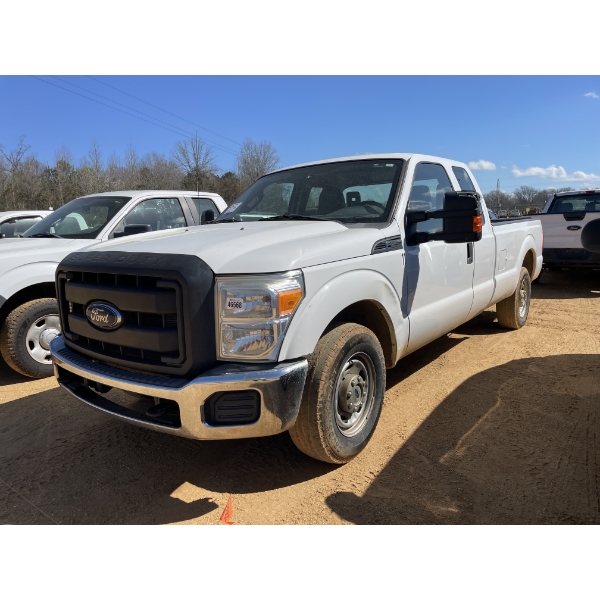 2014 FORD F250 XL Pickup Truck