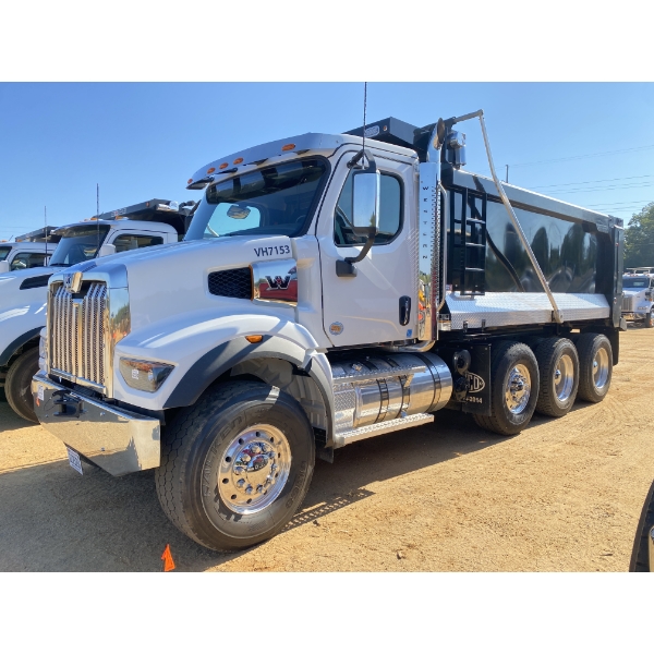 2025 WESTERN STAR 47X Dump Truck