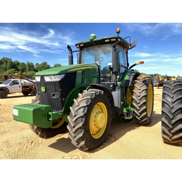 2016 JOHN DEERE 7250R Farm Tractor