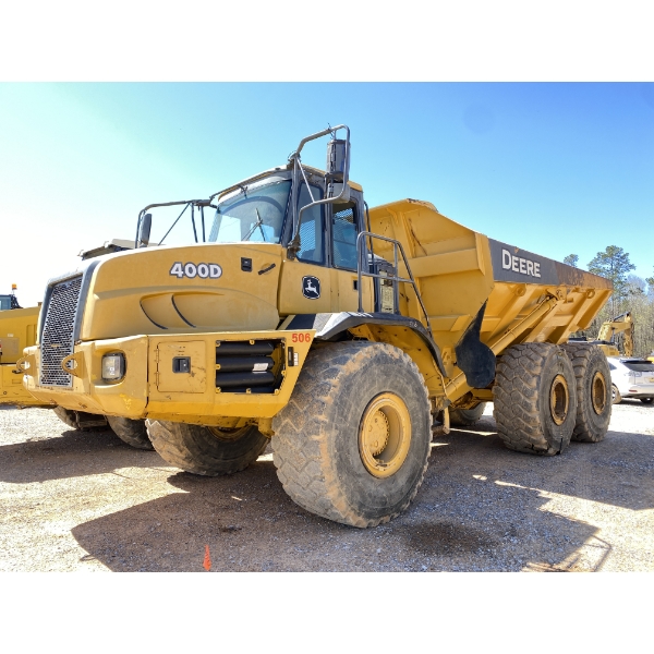 2005 JOHN DEERE 400D Articulated Truck
