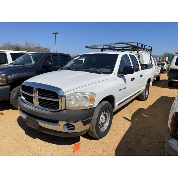2006 DODGE RAM 1500 Pickup Truck