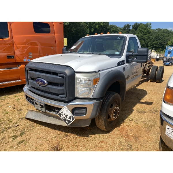 2012 FORD F550 XL Cab and Chassis Truck