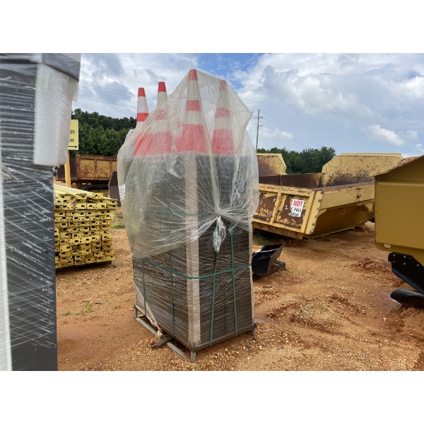 (250) SAFETY CONES