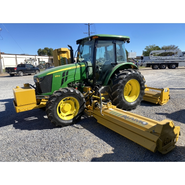2017 JOHN DEERE 5115M FLAIL MOWER Farm Tractor