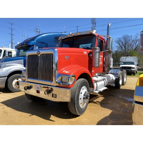 2002 INTERNATIONAL EAGLE 9900i Day Cab Truck