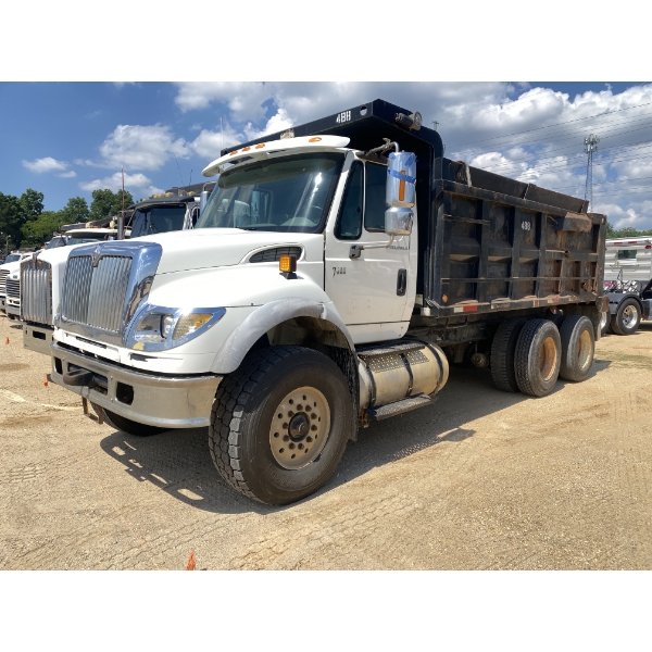 2007 INTERNATIONAL 7600 Dump Truck