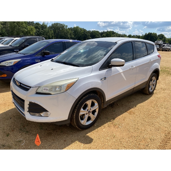 2016 FORD ESCAPE SE SUV