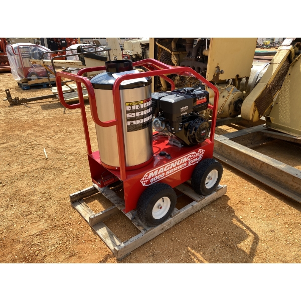 2025 MAGNUM GS18 Pressure Washer