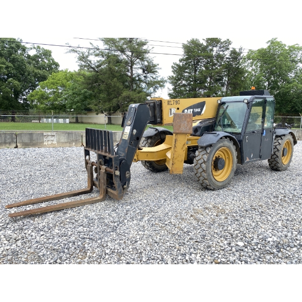2014 CAT TL943C Forklift - Telehandler