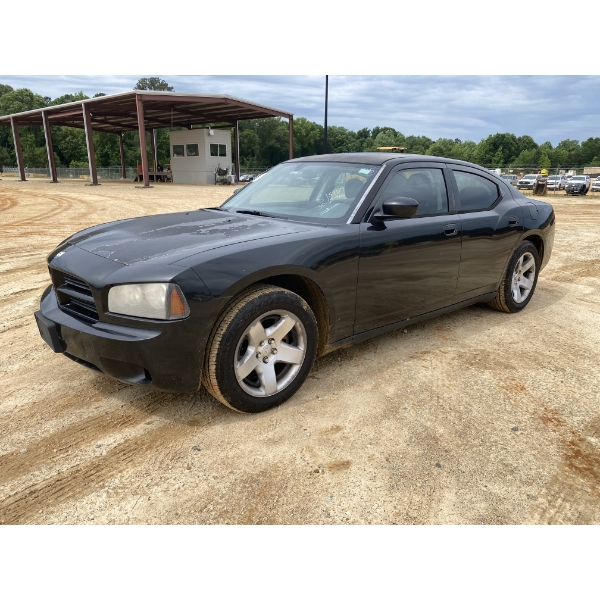 2010 DODGE CHARGER Automobile