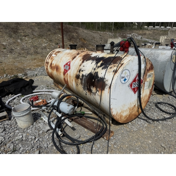 1,000 GALLON DOUBLE WALL Fuel Tank