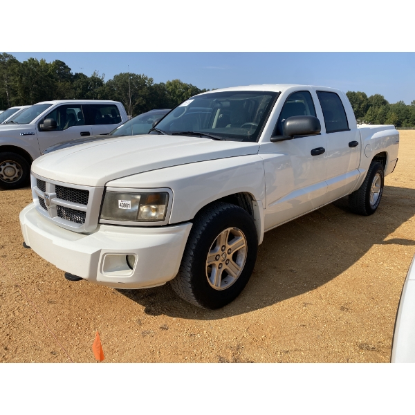 2009 DODGE DAKOTA BIG HORN Pickup Truck