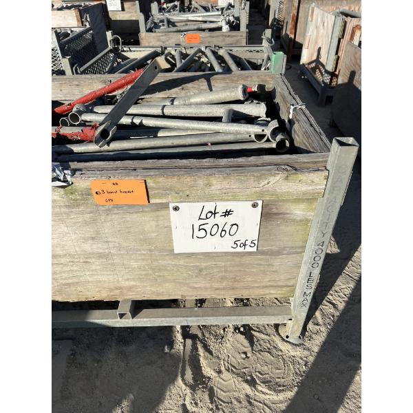 CUP LOCK 3 BOARD BRACKET Aerial Work Platform
