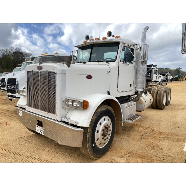 1989 PETERBILT 379 Cab and Chassis Truck