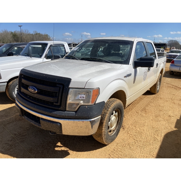 2014 FORD F150 XL Pickup Truck
