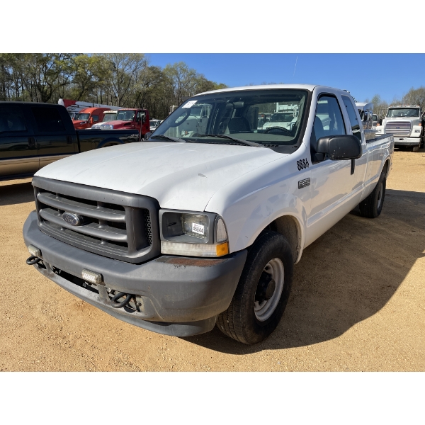 2003 FORD F250 XL Pickup Truck